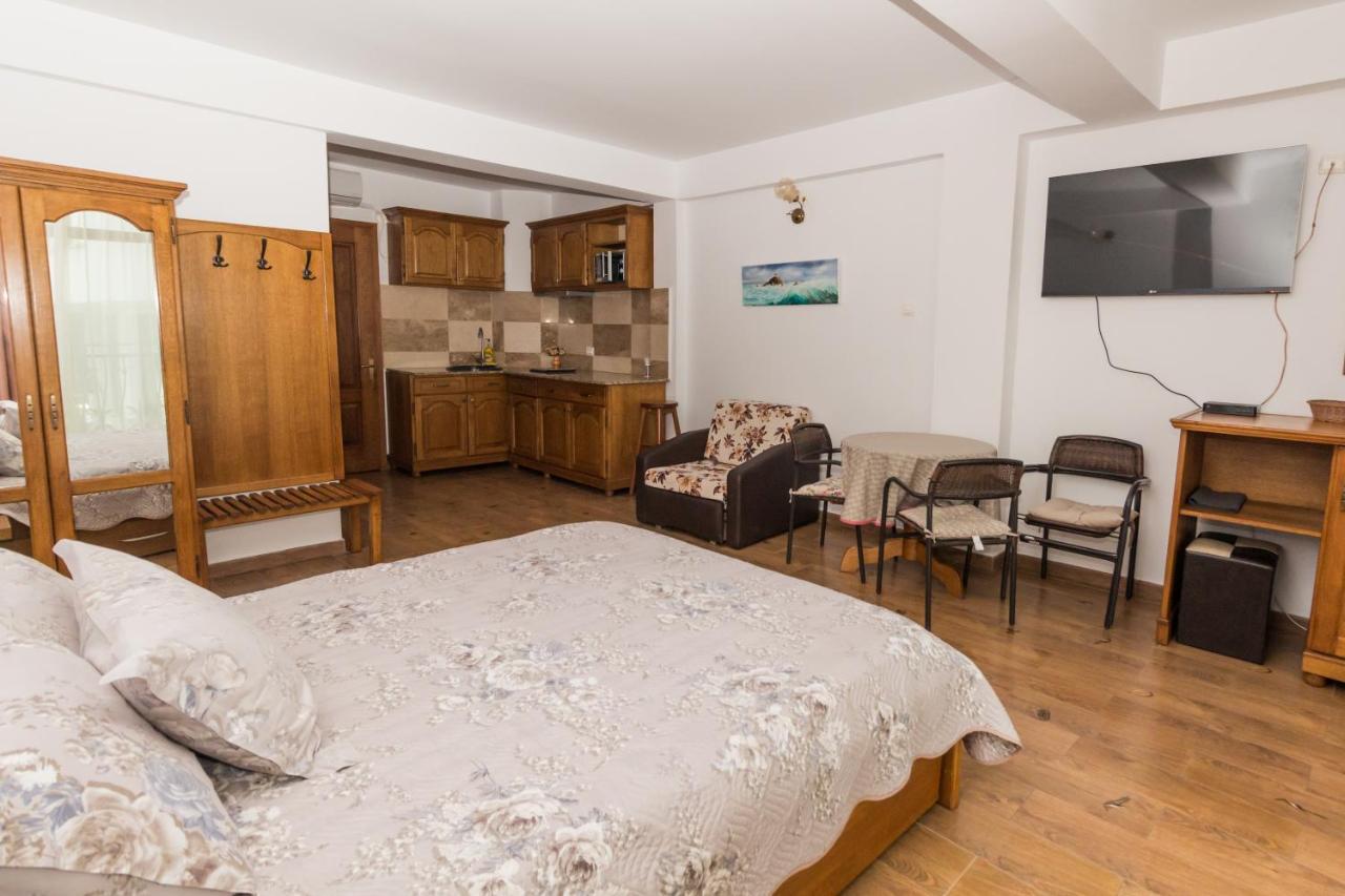 Vila Pe Plaja Nr 9 サターン エクステリア 写真