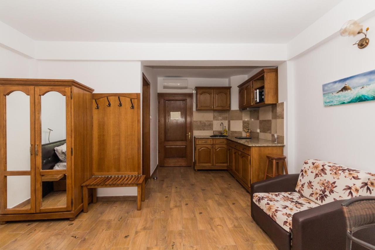 Vila Pe Plaja Nr 9 サターン エクステリア 写真