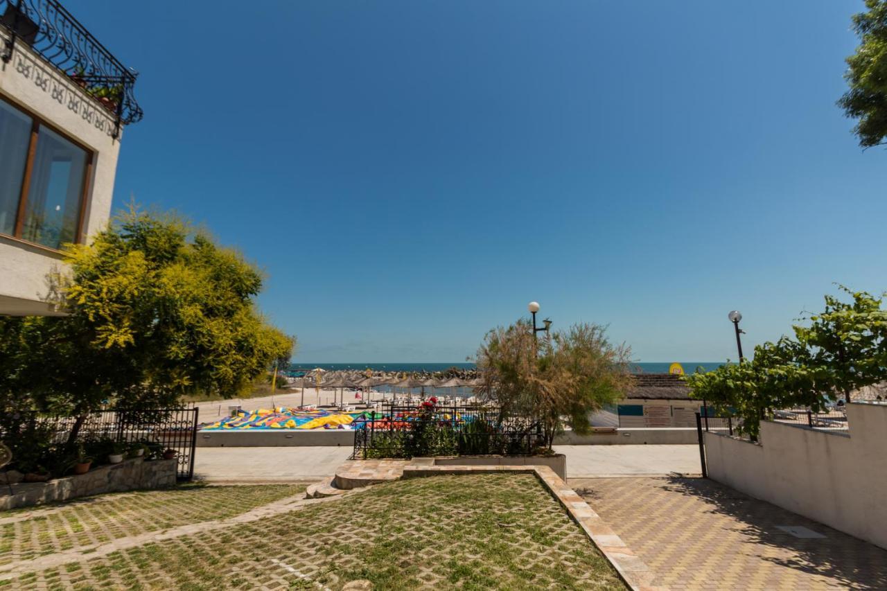 Vila Pe Plaja Nr 9 サターン エクステリア 写真